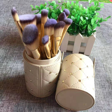 Verbessern Sie Ihre Schönheitsroutine mit unserem schicken 12-teiligen Make-up-Pinsel-Set