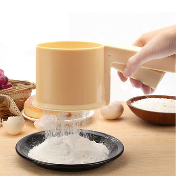 Mehlsieb aus Kunststoff: Ideal zum Backen und zum einfachen Sieben von Zuckerguss und Zucker.