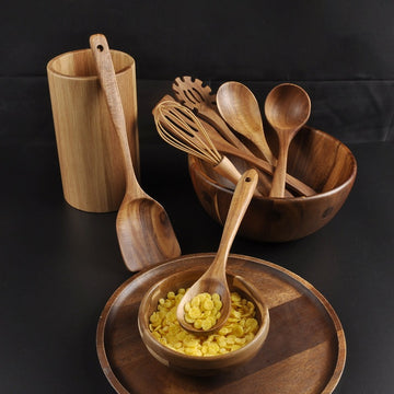 Meistern Sie Ihre Küche mit unserem 7-teiligen Teak-Utensilien-Set – unverzichtbar für jeden Koch